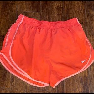 Women’s Nike Tempo Shorts